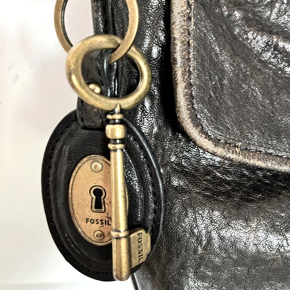 Fossil blue leather purse